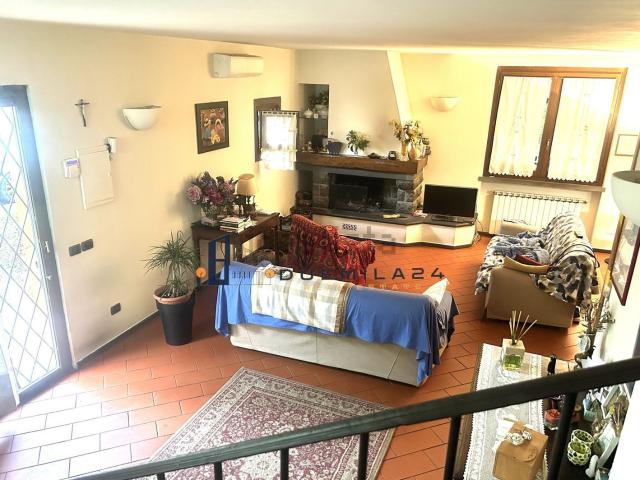 Casa in vendita a Casale, Prato