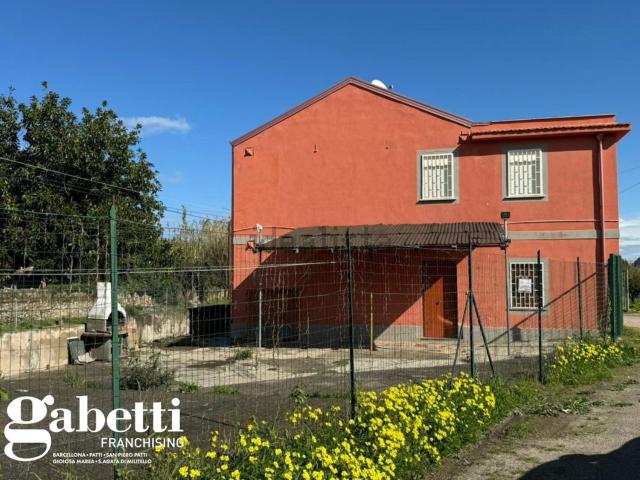 Casa in vendita a Santa Febronia, Patti