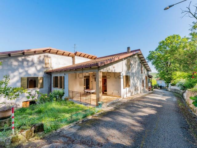 Casa in vendita a Bucchianico, Abruzzo