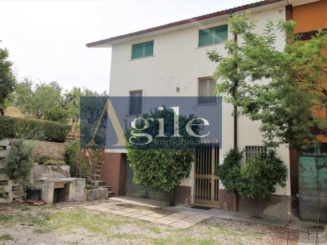 Casa in vendita a Marche, Ascoli Piceno