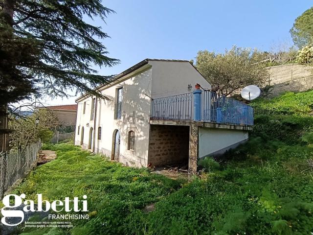Casa in vendita a San Piero Patti, Sicilia