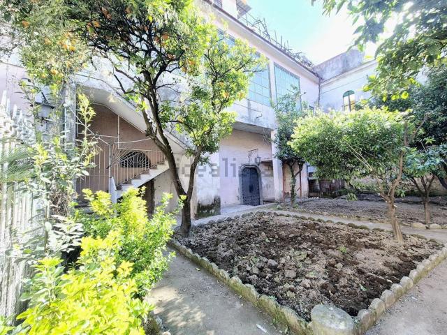 Casa in vendita a Caivano, Campania