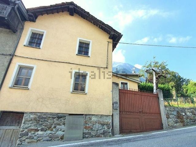 Casa in vendita a Brissogne, Aosta
