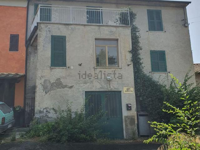 Casa in vendita a Vetralla, Lazio