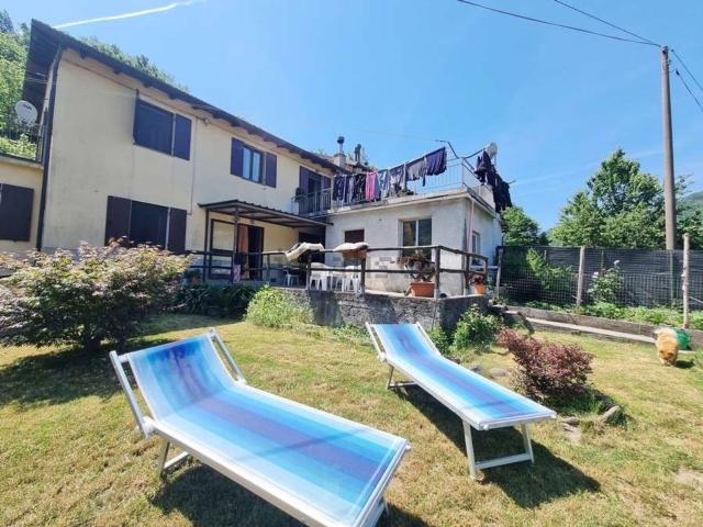 Casa in vendita a Neirone, Liguria