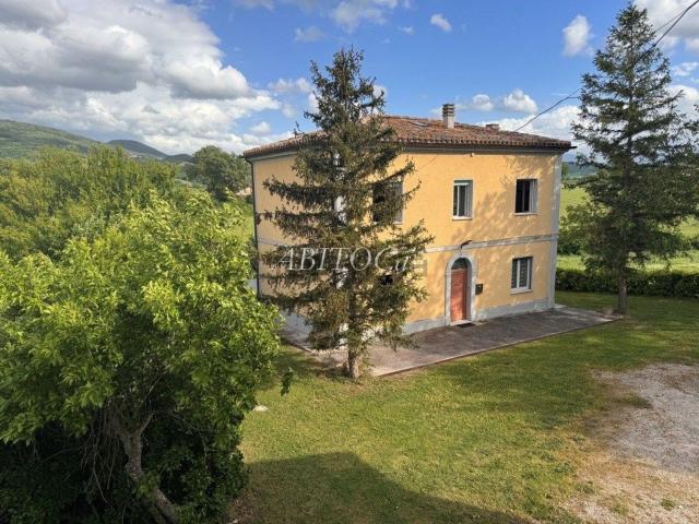 Casa in vendita a Marche, Ancona