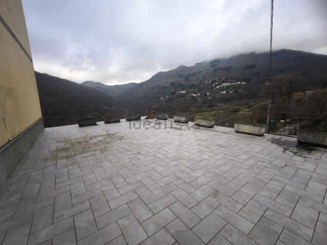 Casa in vendita a Luciana, Vernio