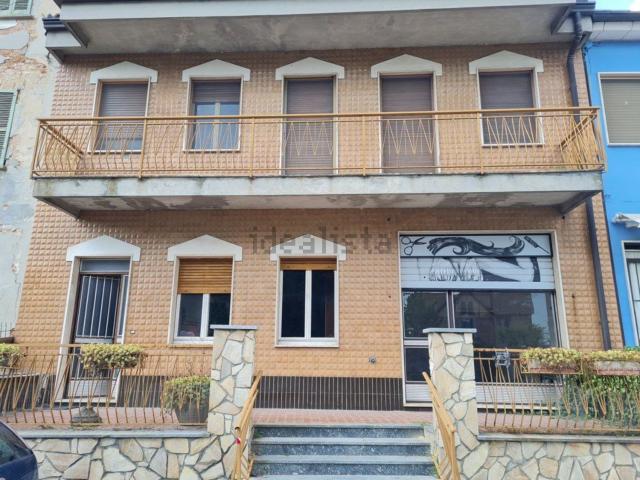 Casa in vendita a San Damiano Al Colle, Lombardia