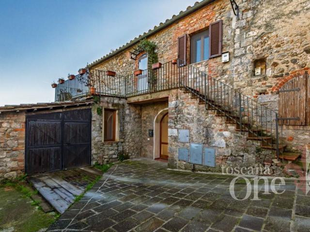 Casa in vendita a Monticiano, Toscana