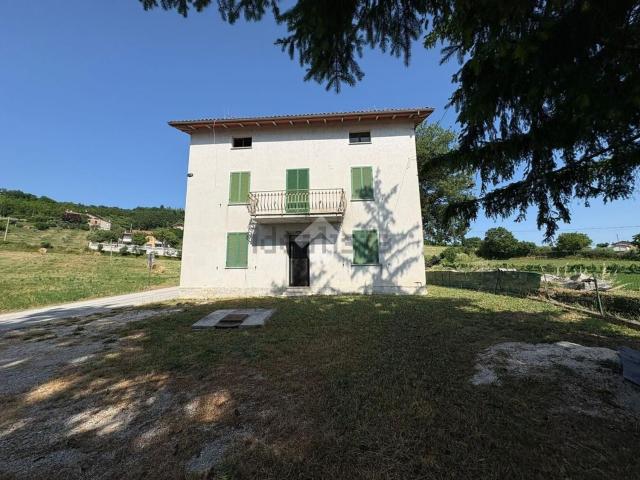 Casa in vendita a Gubbio, Umbria