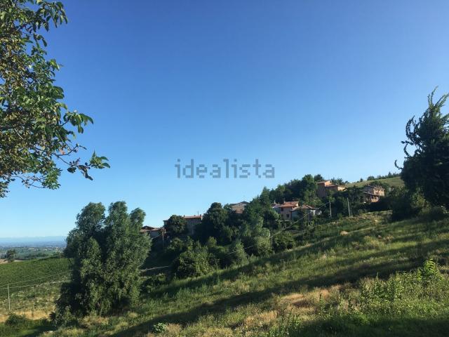 Casa in vendita a Alta Val Tidone, Piozzano