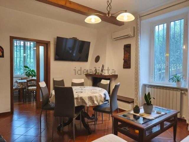 Casa in vendita a L'Annunziata, Luni
