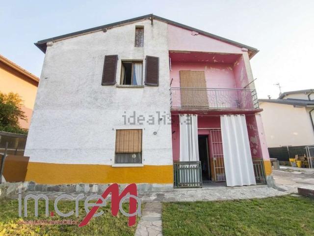 Casa in vendita a Rivolta d'Adda, Cremona
