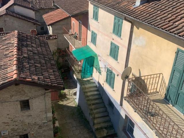 Casa in vendita a Montaldeo, Alessandria