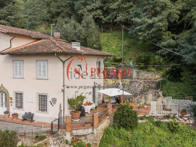 Casa in vendita a Uzzano E Castello, Pistoia