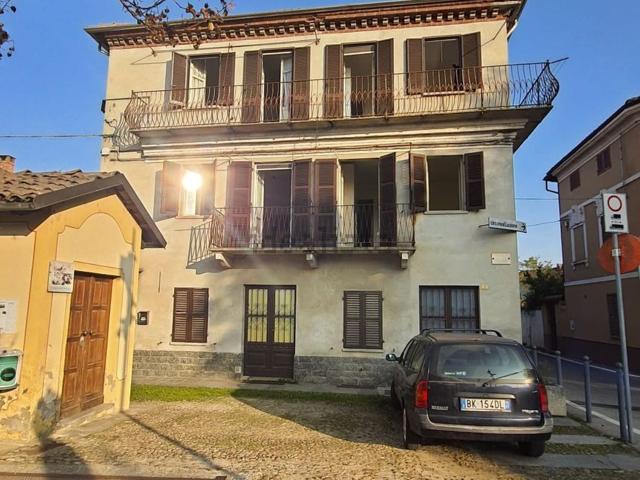 Casa in vendita a Piemonte, Asti