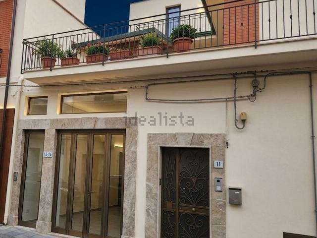 Casa in vendita a Viagrande, Sicilia