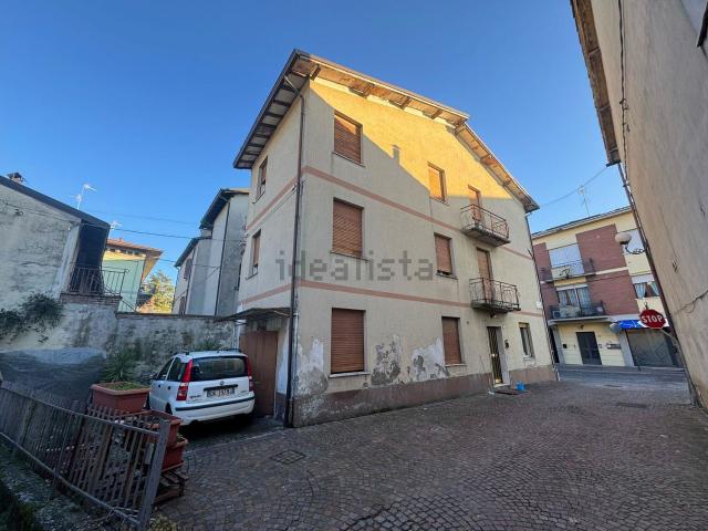 Casa in vendita a Colline Matildiche, Re