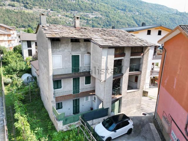 Casa in vendita a Morbegno, Lombardia