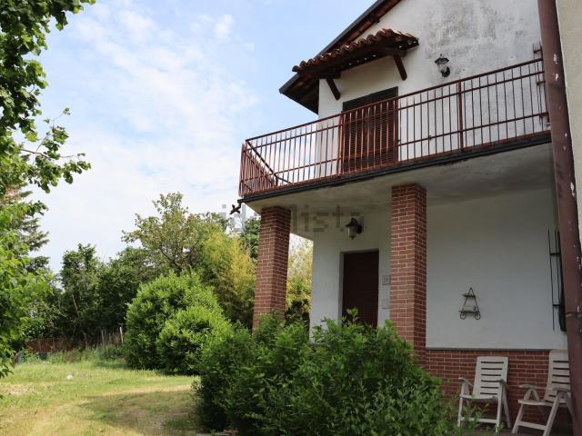 Casa in vendita a Castagnole delle Lanze, Piemonte