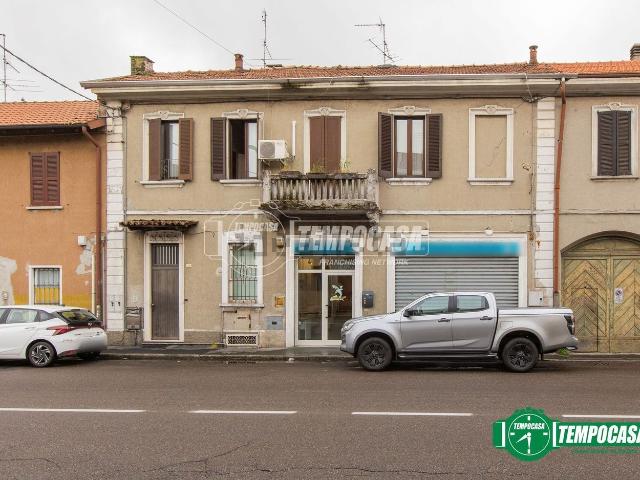 Casa in vendita a Castellanza, Varese