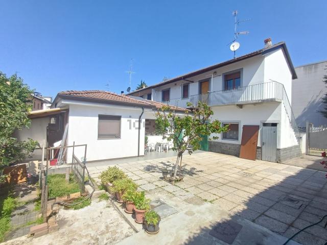 Casa in vendita a Piemonte, Novara
