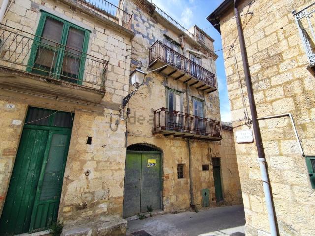 Casa in vendita a Locati, Bompietro