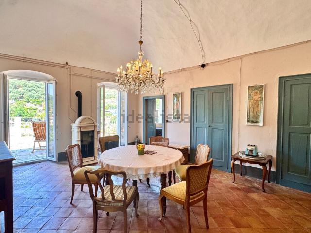 Casa in vendita a Imperia, Liguria