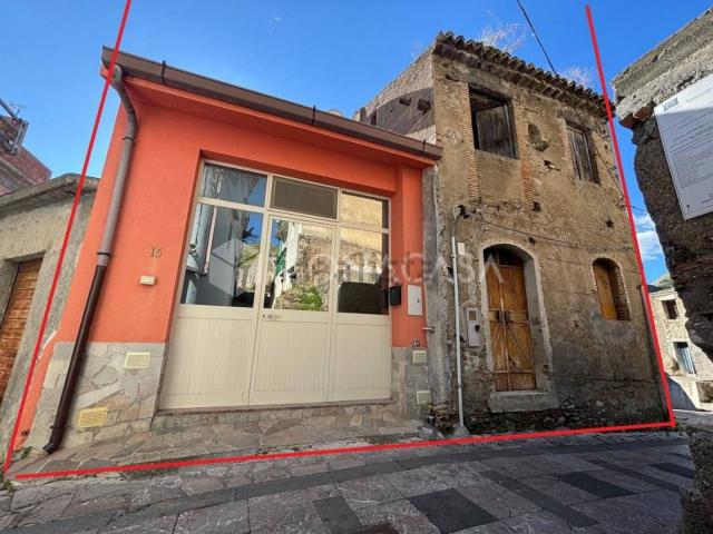 Casa in vendita a Pagliara, Sicilia