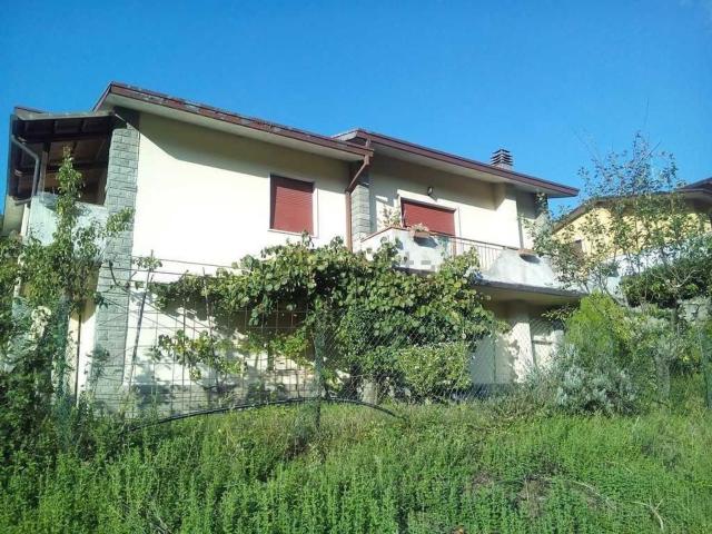 Casa in vendita a Unione di comuni Montana Lunigiana, Fivizzano