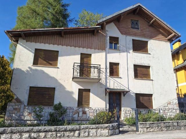 Casa in vendita a Canove, Roana