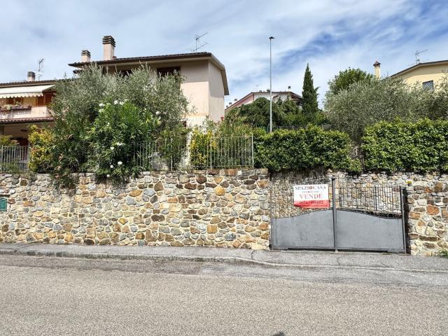 Casa in vendita a Le Fornaci di Sofignano, Vaiano