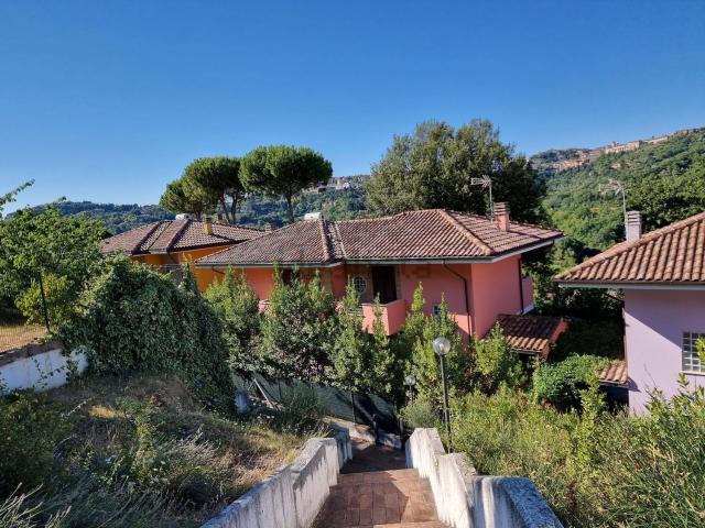 Casa in vendita a Sant'Erminio, Cenerente