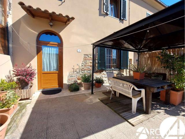 Casa in vendita a Pistoia, Toscana