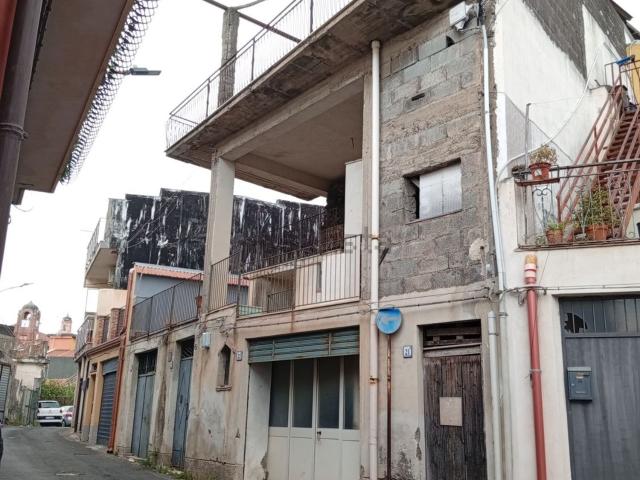 Casa in vendita a Aci Catena, Sicilia