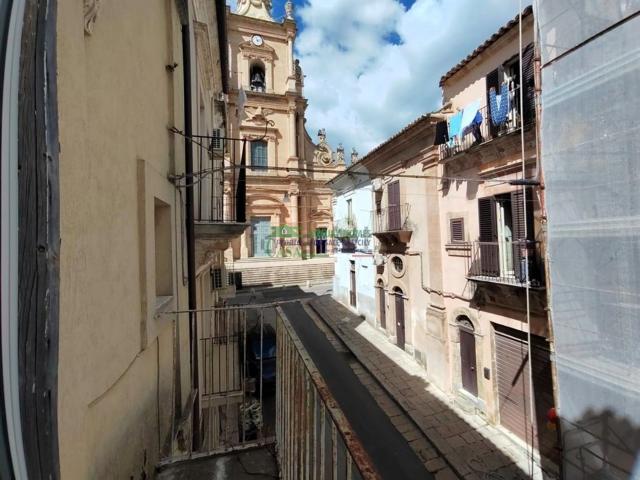 Casa in vendita a Ragusa Ibla, Ragusa