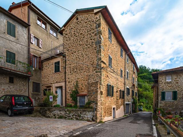 Casa in vendita a Piteglio, Toscana
