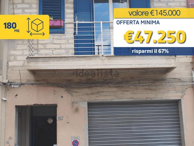 Casa in vendita a Vittoria, Ragusa