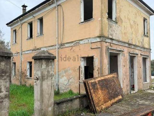 Casa in vendita a Taglio Di Po, Veneto