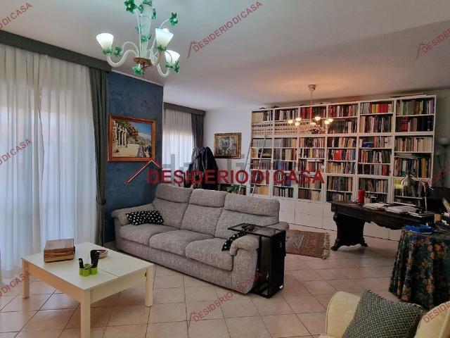 Casa in vendita a Carini, Sicilia