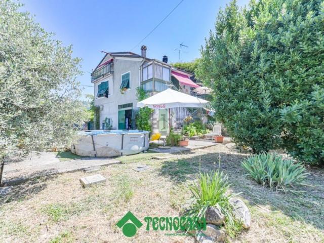 Casa in vendita a Ceparana, Bolano