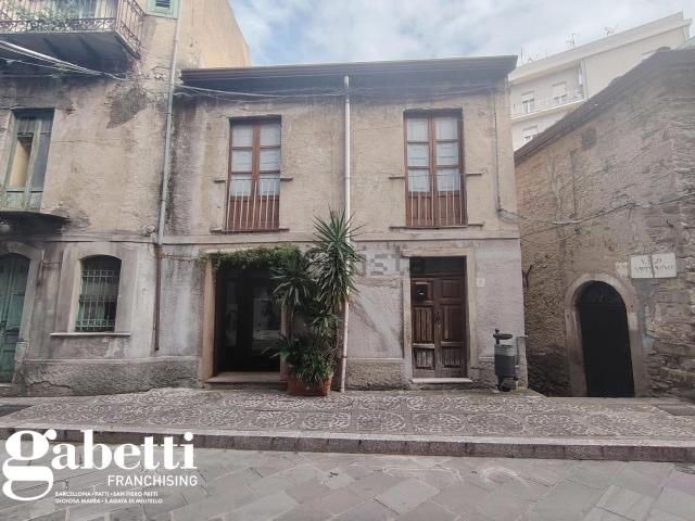 Casa in vendita a San Piero Patti, Sicilia