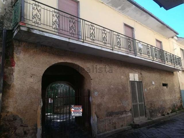 Casa in vendita a Frignano, Campania