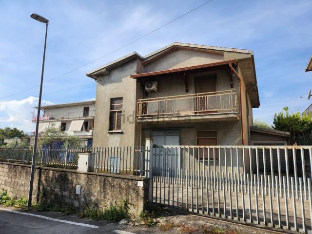 Casa in vendita a Sant'Agata, Ferentino
