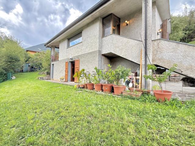 Casa in vendita a Madrera, Ranzanico