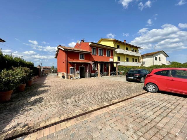 Casa in vendita a Biagioni, Altopascio