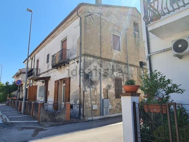 Casa in vendita a Dugenta, Campania
