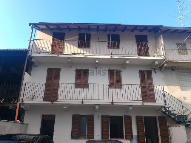 Casa in vendita a Cameri, Novara