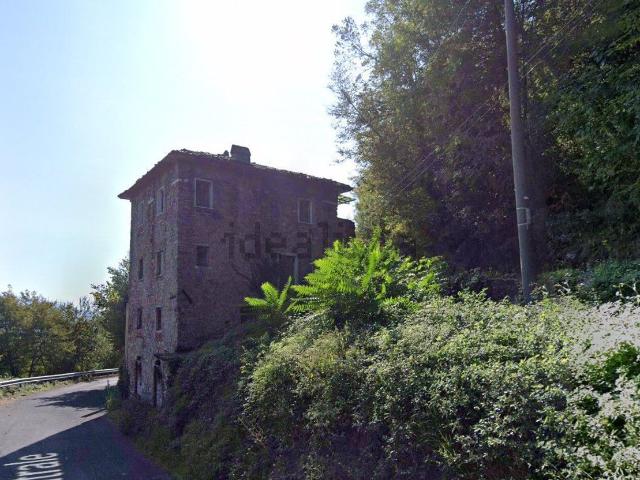 Casa in vendita a Carrara, Toscana