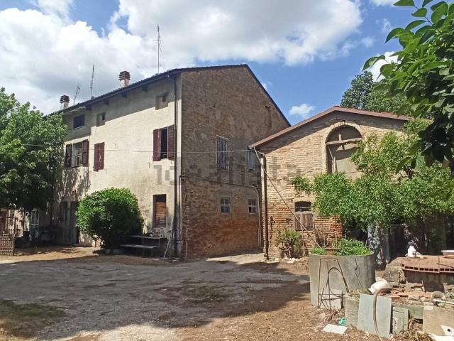 Casa in vendita a Ravenna, Reggio Emilia
